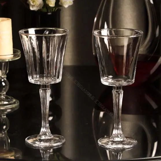 red wine glasses champagne glasses TKB514 1