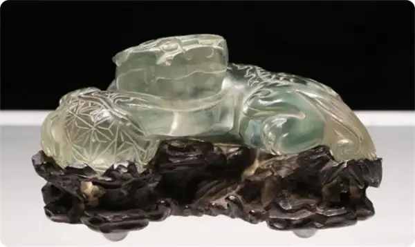 Chinese glass originated57.jpg