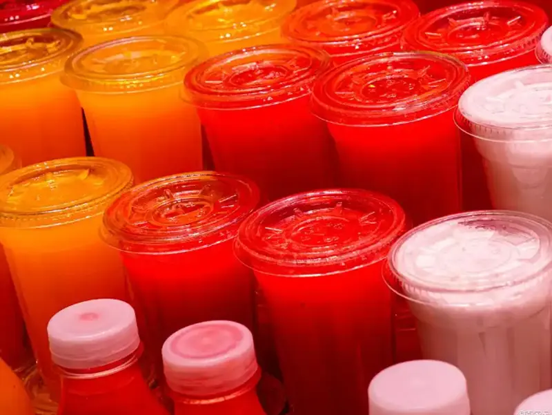 Which is healthier, glass cup or plastic cup?