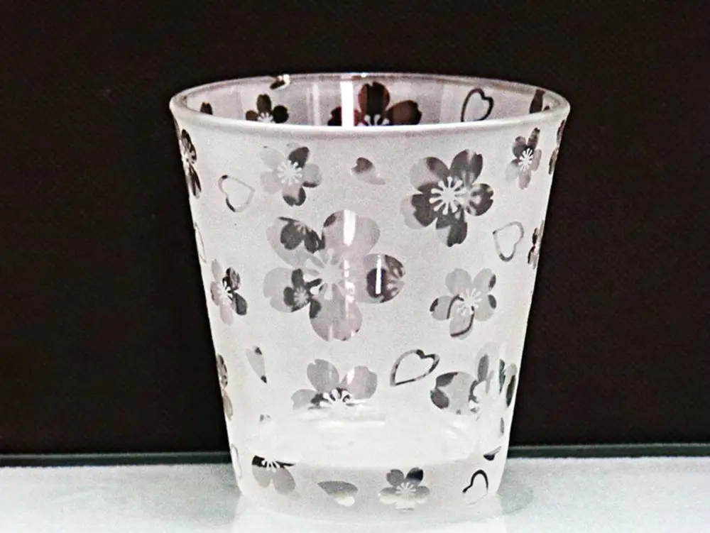 The-surface-treatment-process-of-glass-cups1.jpg